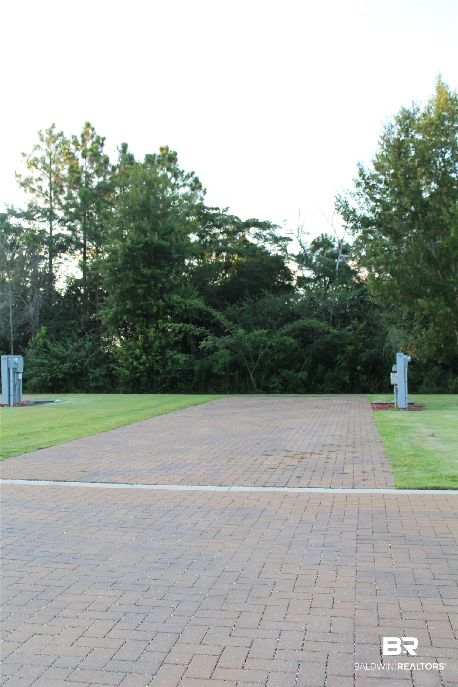 383299 | Photo 2