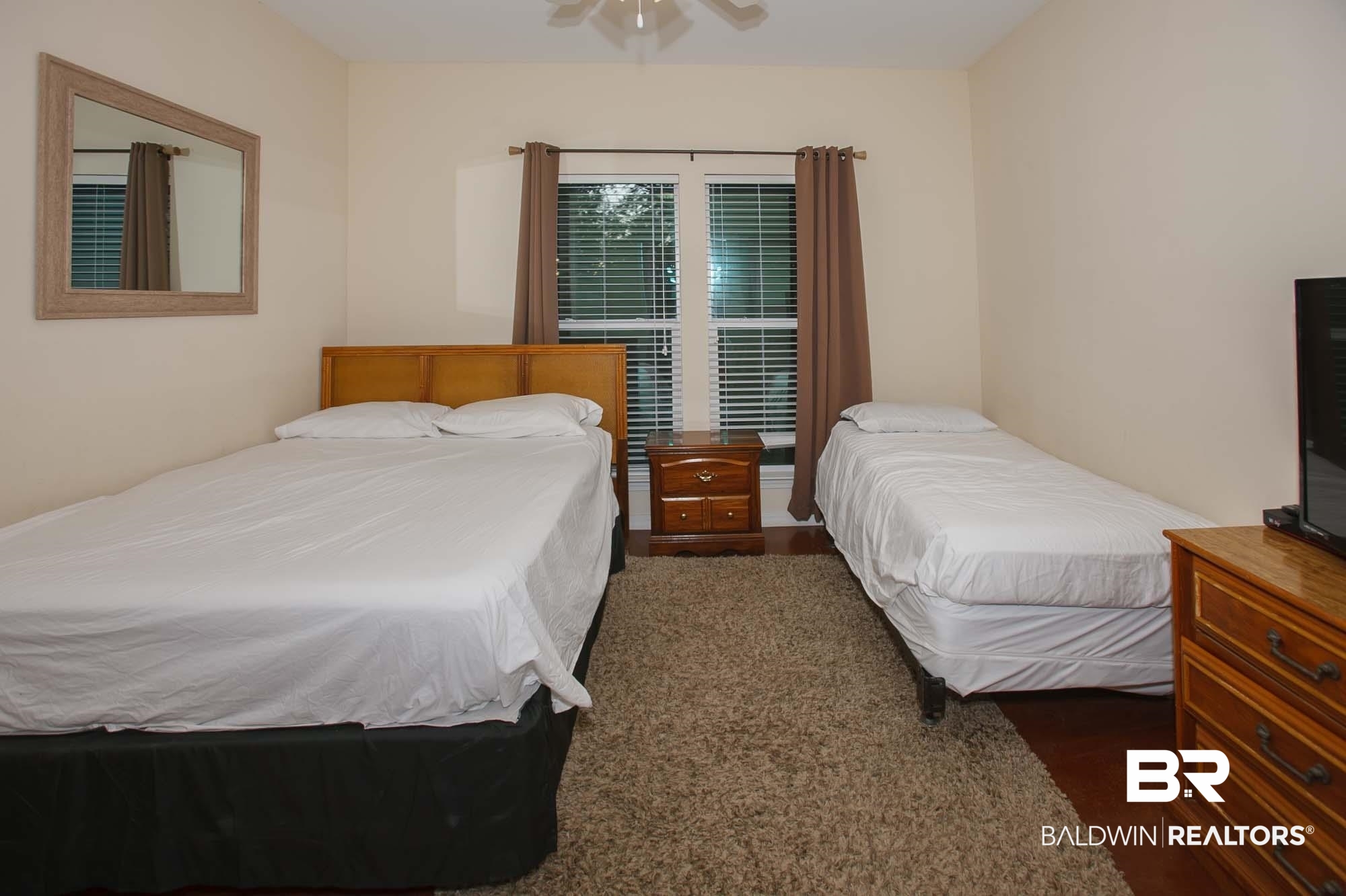 340047 | Photo 20