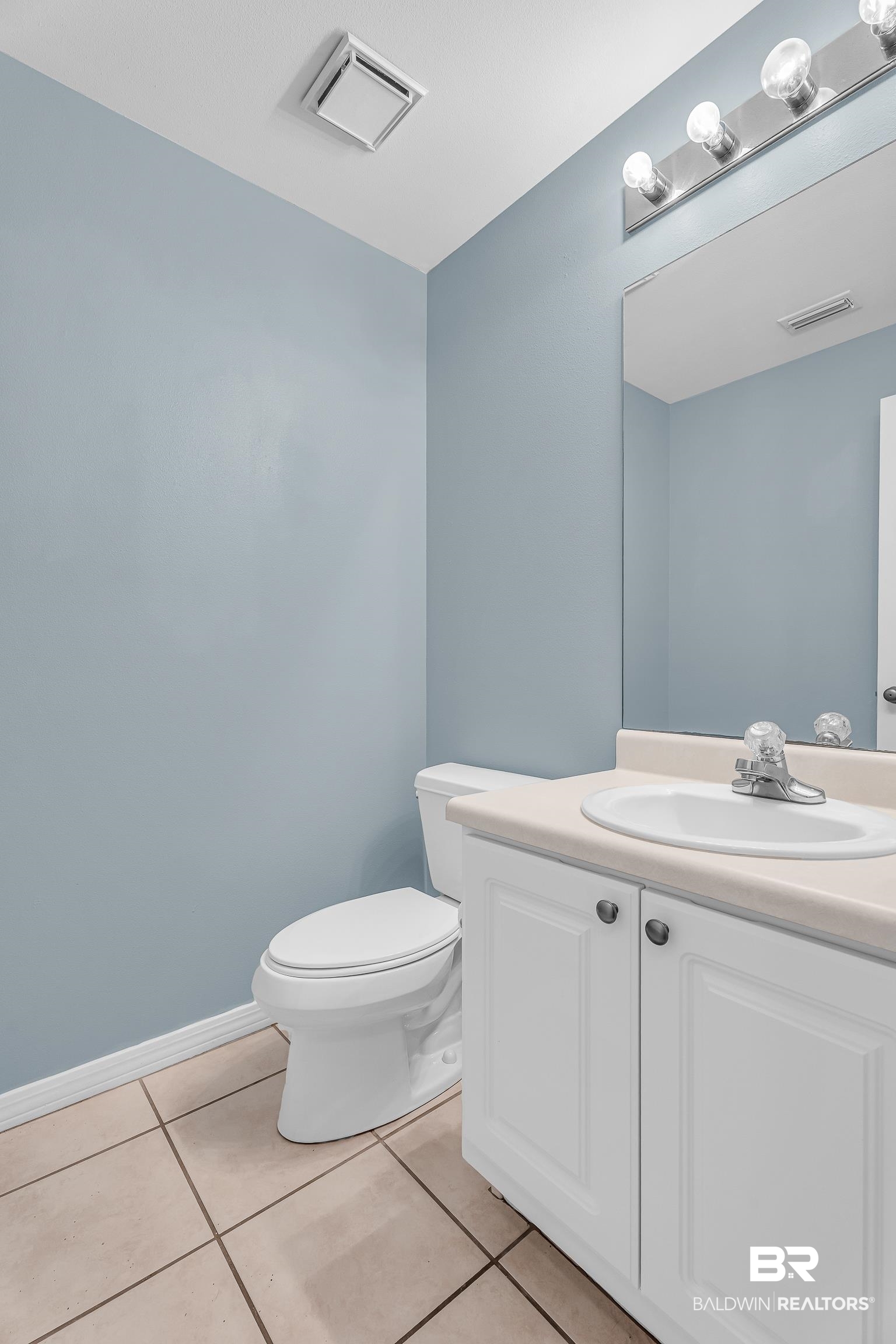 389408 | Photo 8