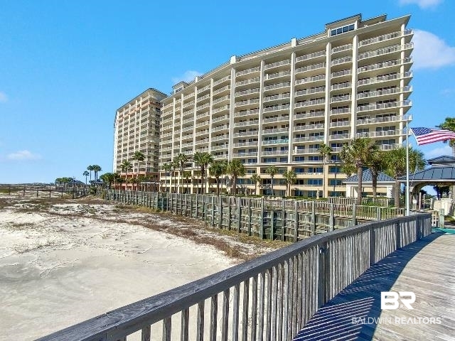 3 Bedroom Condos for Sale