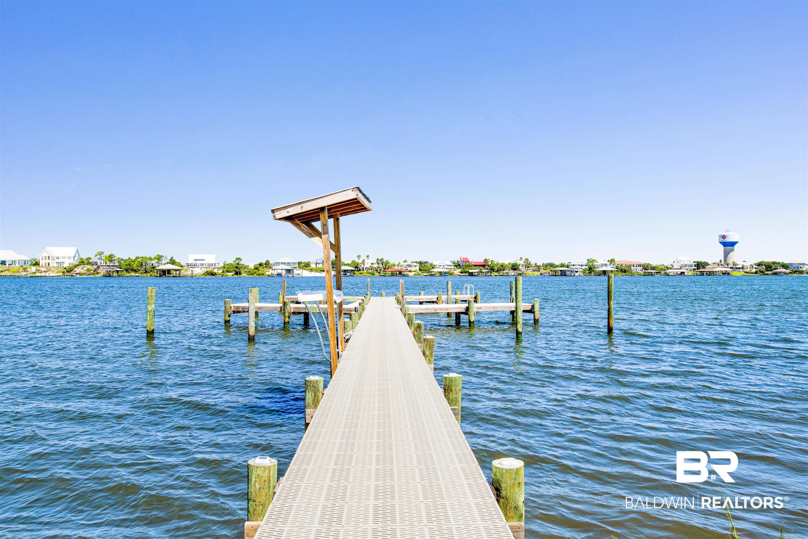 384877 | Photo 2