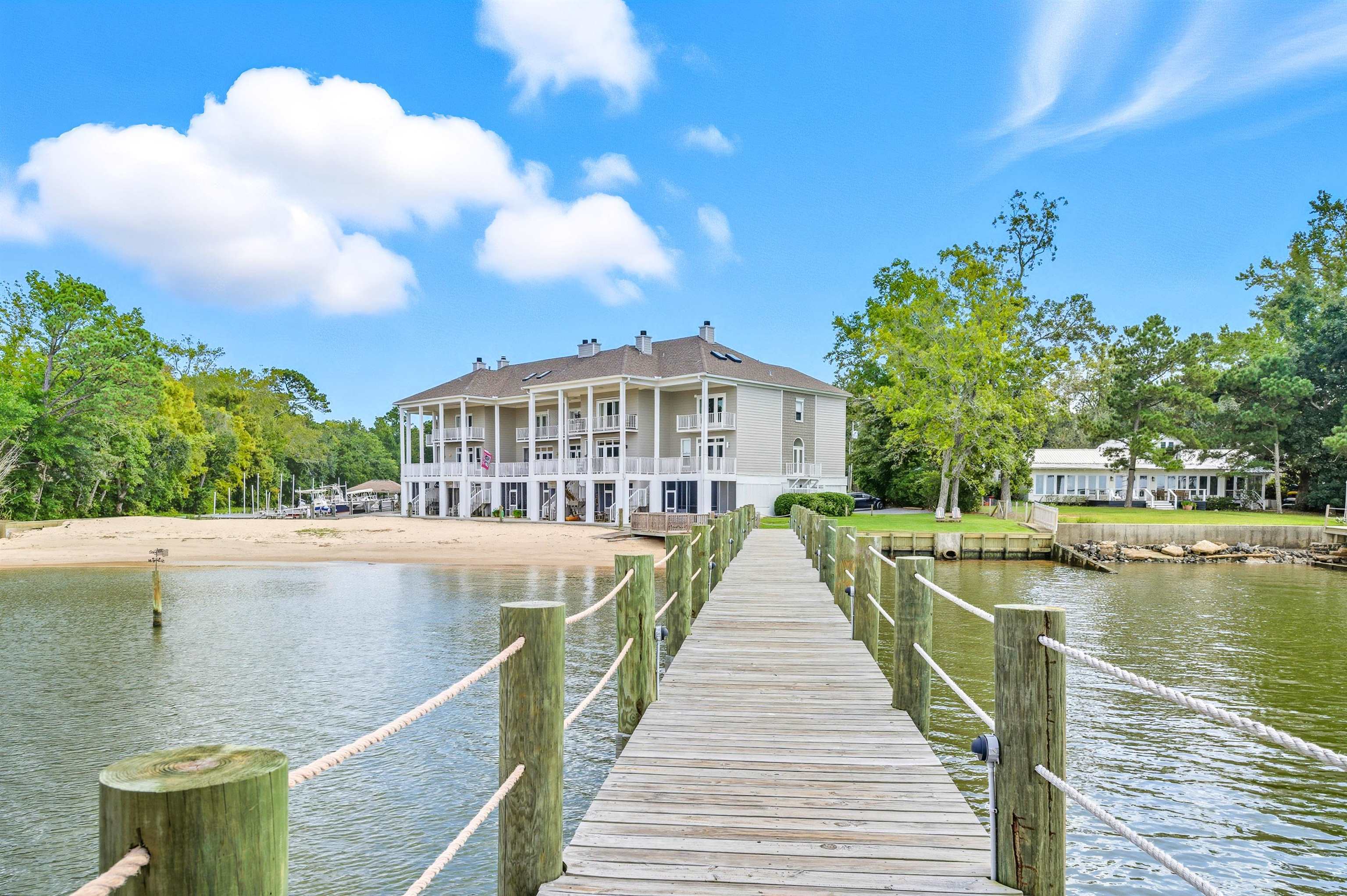 386222 | Photo 50