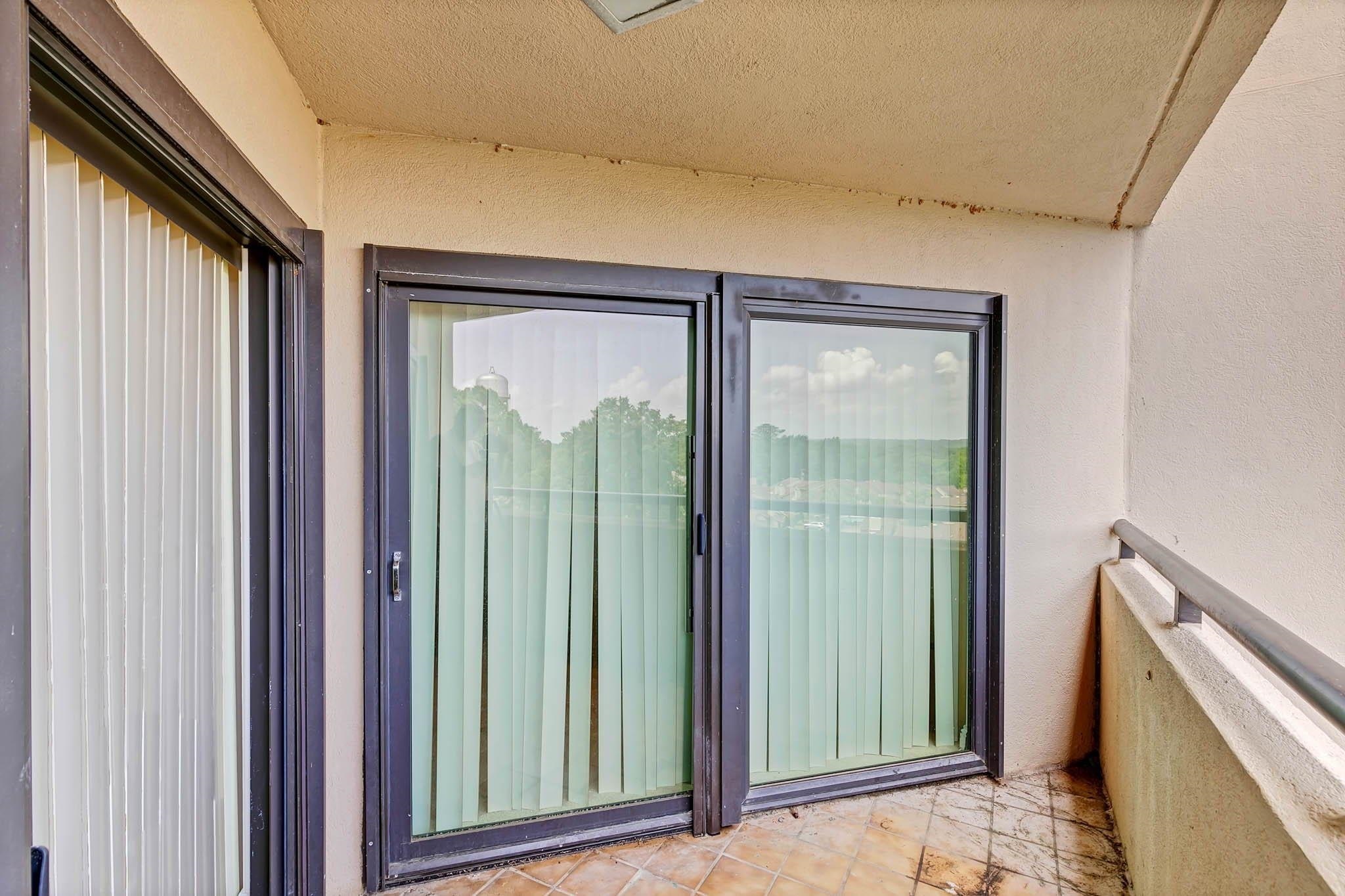 380514 | Photo 38