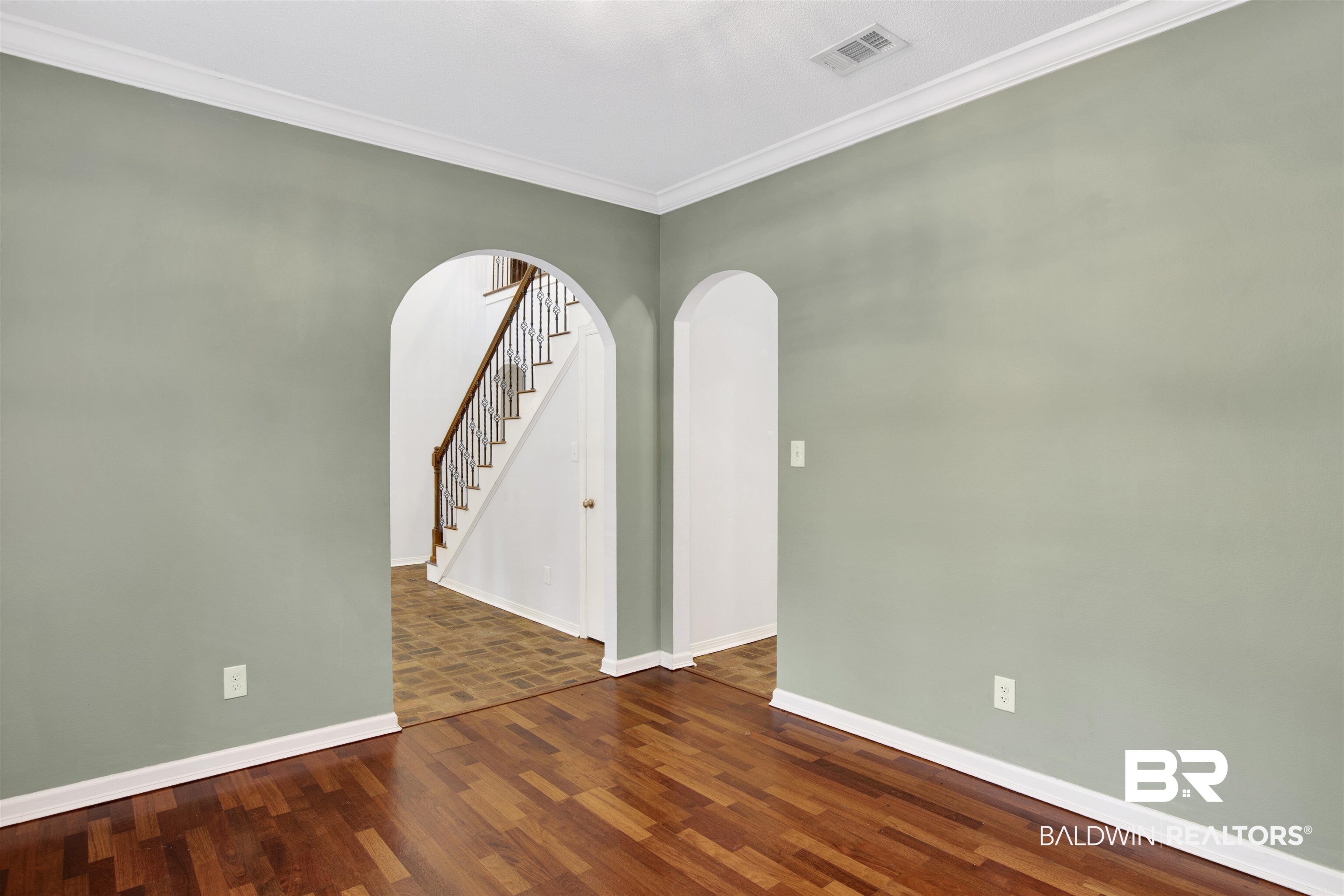 387011 | Photo 13