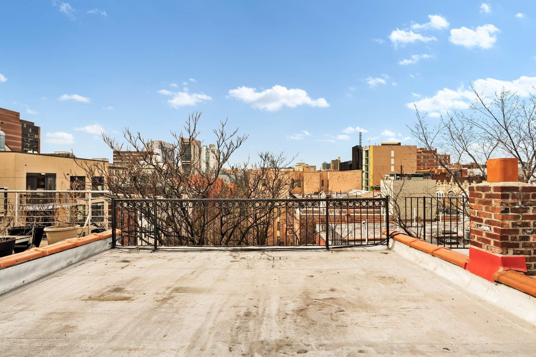 2070 Fifth Avenue West Harlem New York NY 10035