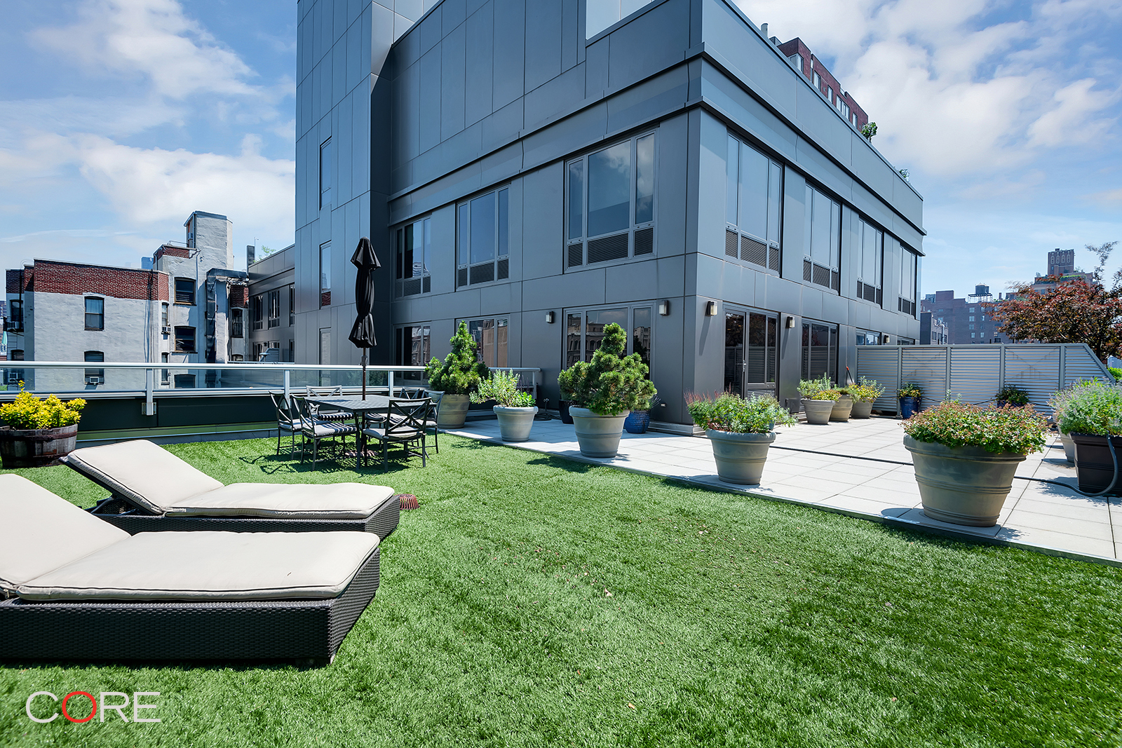 305 West 16th Street Chelsea New York NY 10011