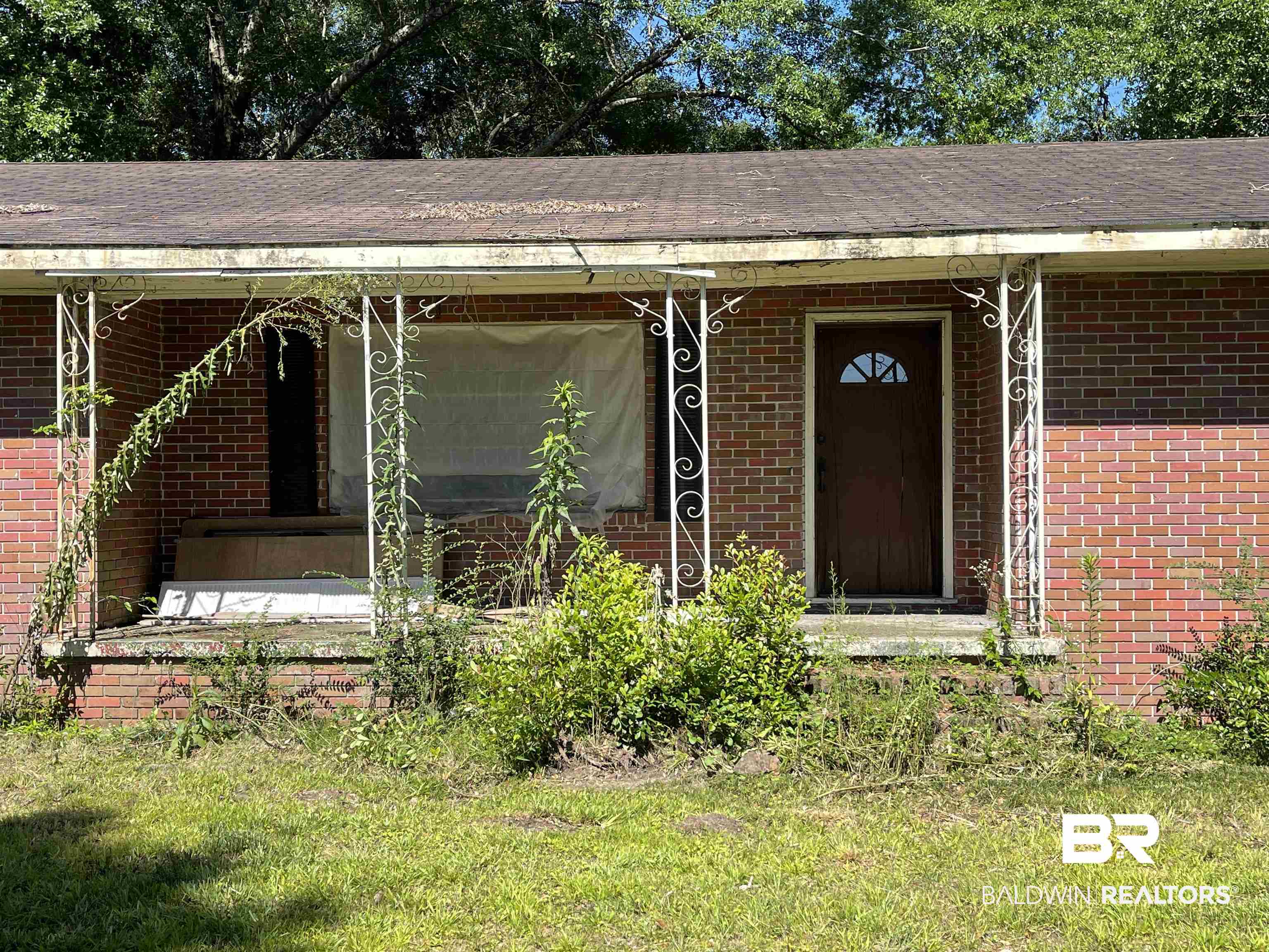 Photo 3 of Single Family Residence at 847 Sidney E Manning Blvd, Flomaton, AL 36441 | MLS# 331447 |  | Sold on 2022-08-11