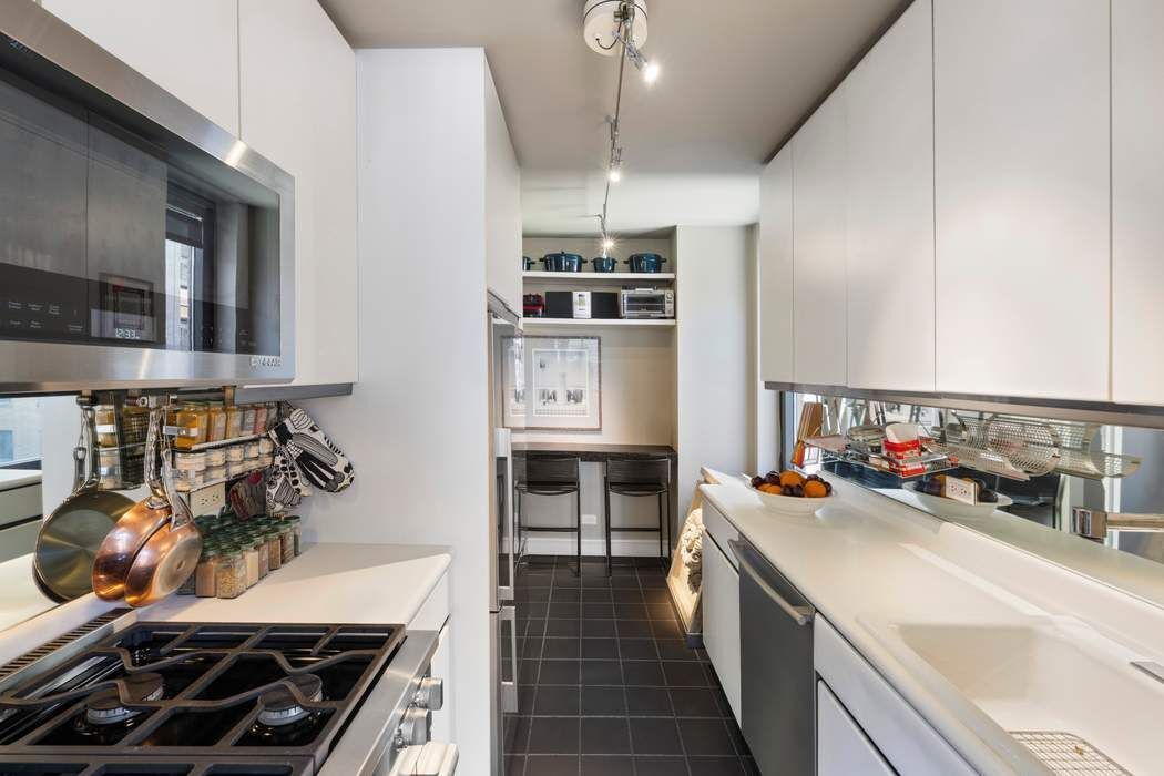 250 West 89th Street Upper West Side New York NY 10024