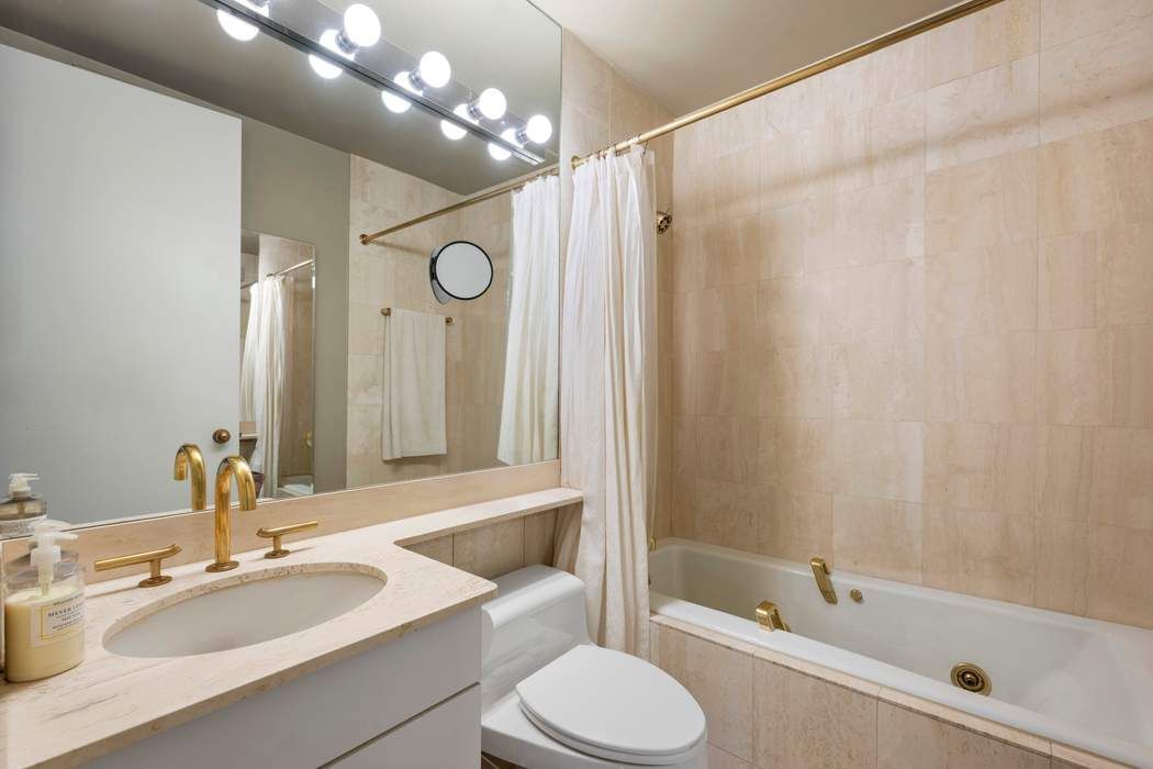 250 West 89th Street Upper West Side New York NY 10024