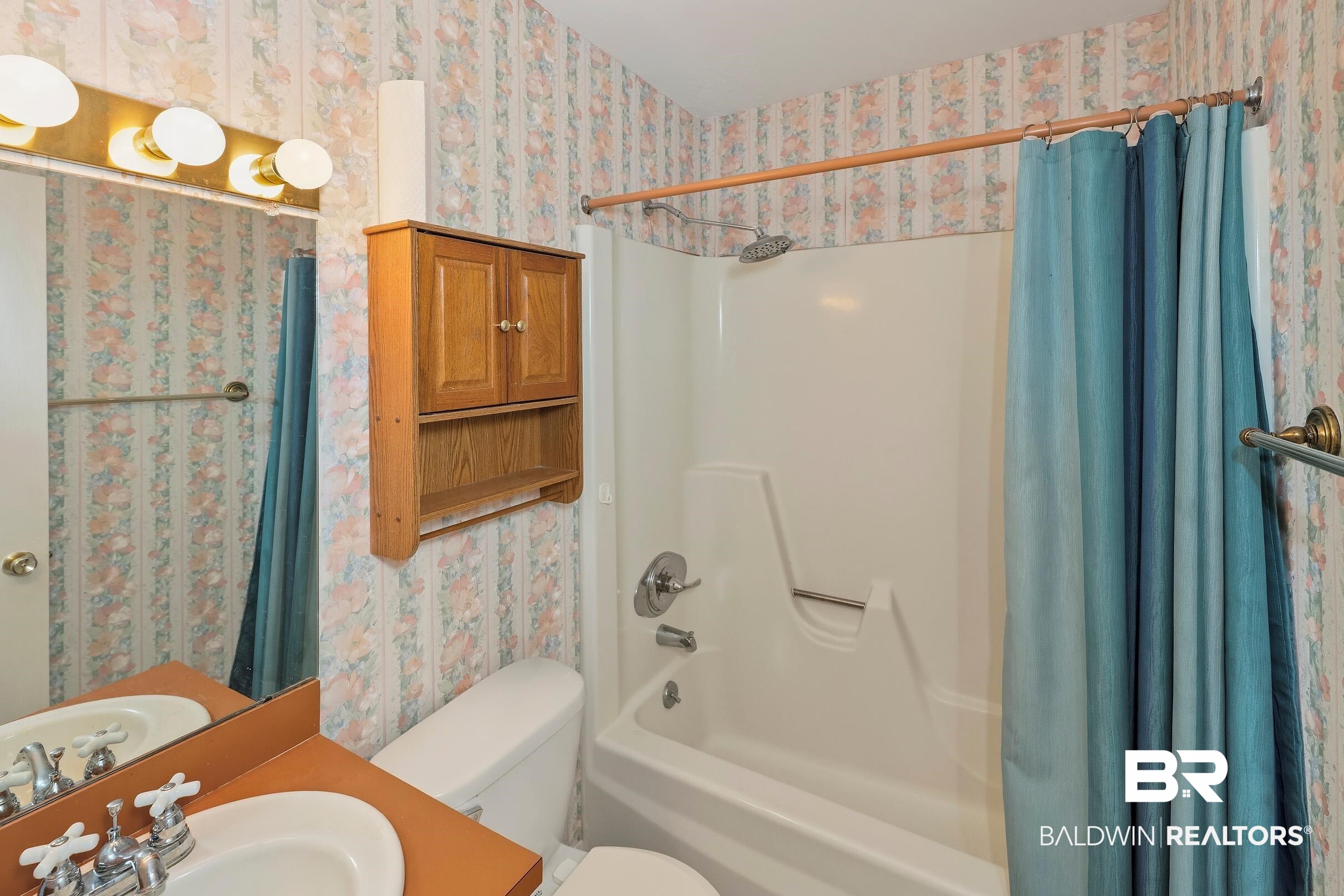393333 | Photo 24