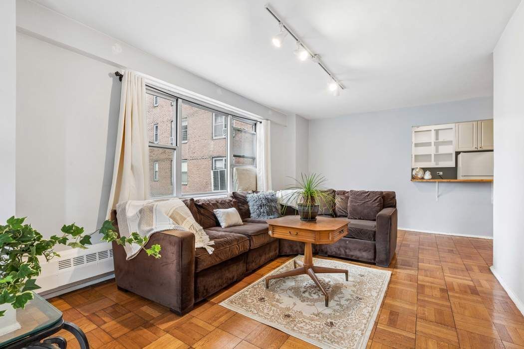 475 FDR Drive L304 Lower East Side New York NY 10002