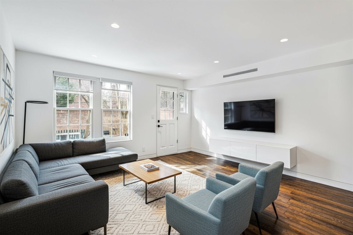 21 Ingram Street Forest Hills Queens NY 11375