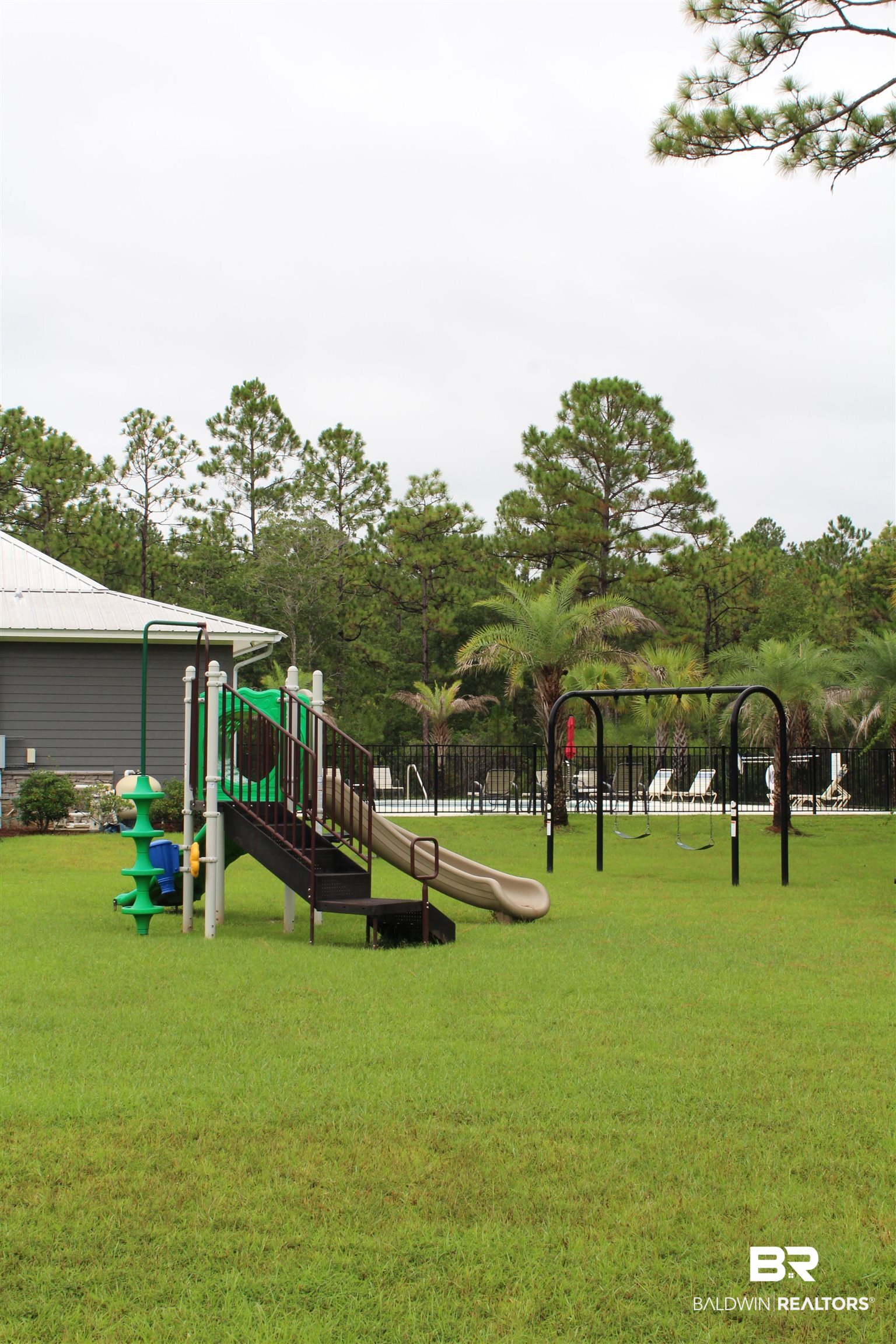 393373 | Photo 12
