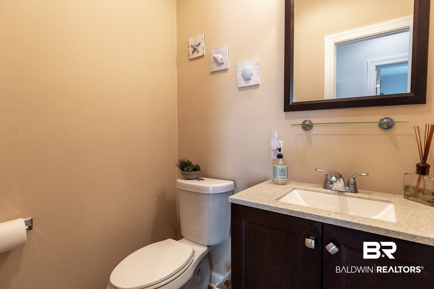 393404 | Photo 22