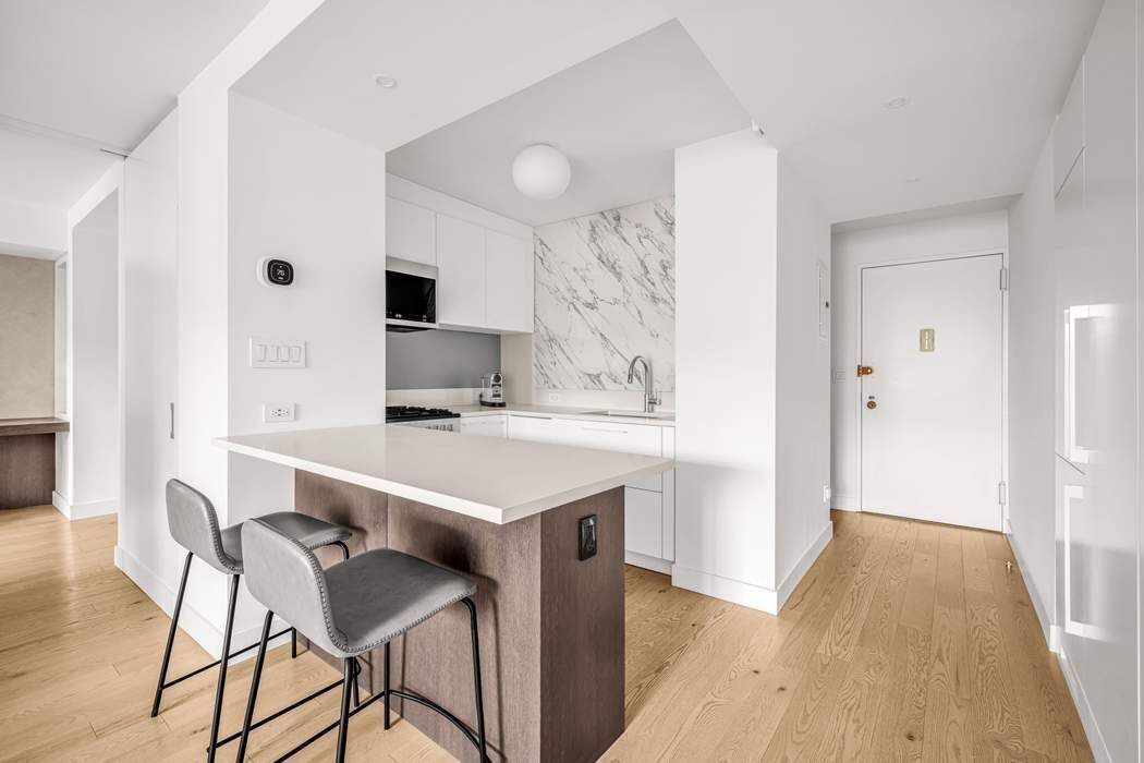 360 West 22nd Street 8PR Chelsea New York NY 10011