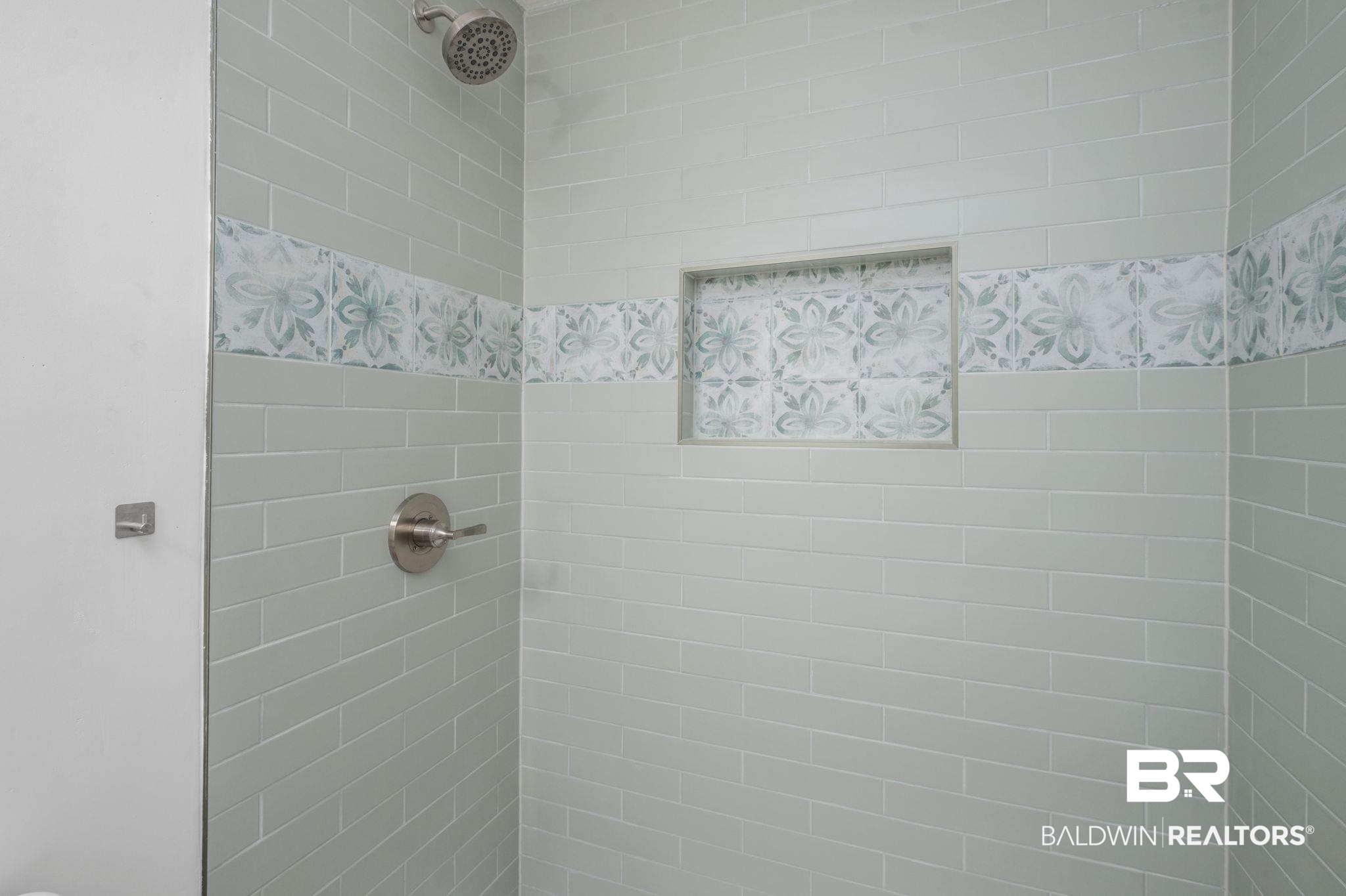 393709 | Photo 17