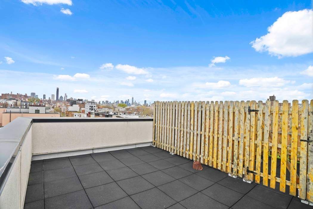 210 Pulaski Street 4B Bedford Stuyvesant Brooklyn NY 11206