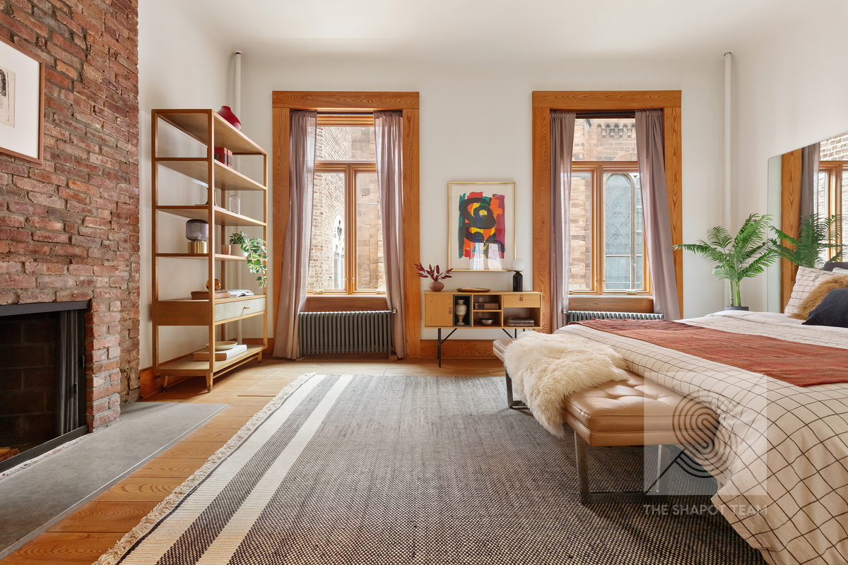 222 East 17th Street Gramercy Park New York NY 10003