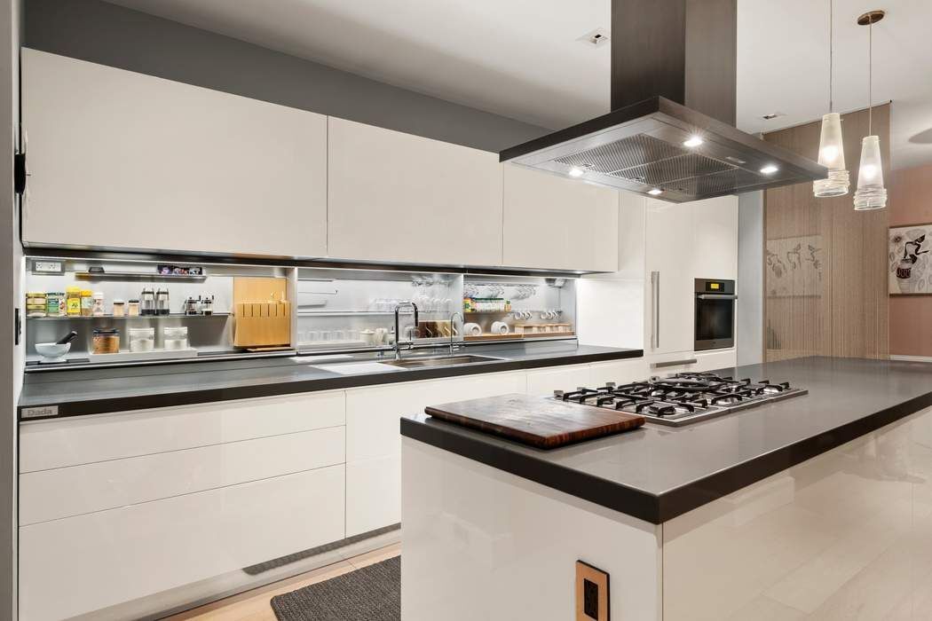 99 John Street 502-503 Seaport District New York NY 10038