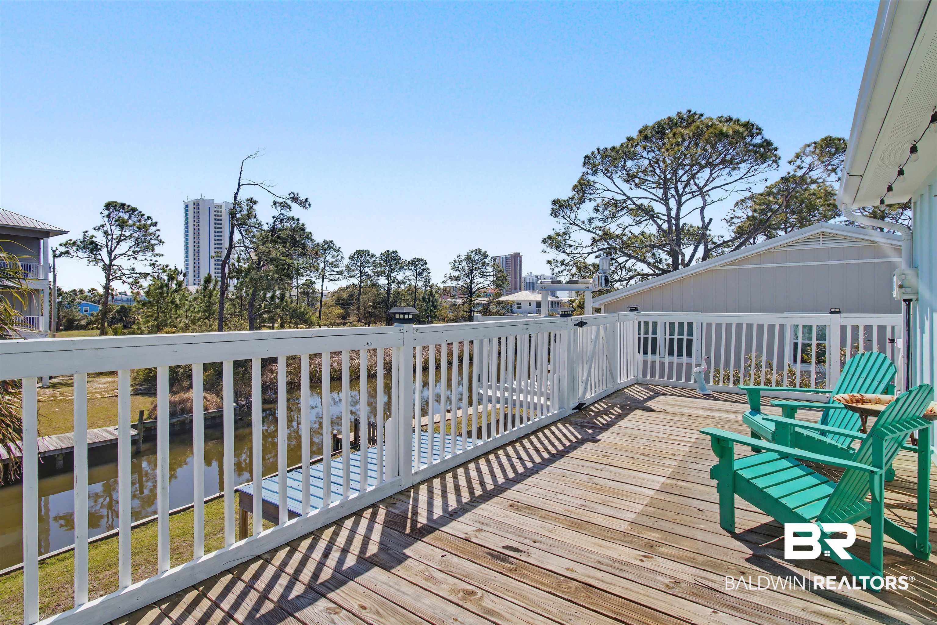393817 | Photo 24