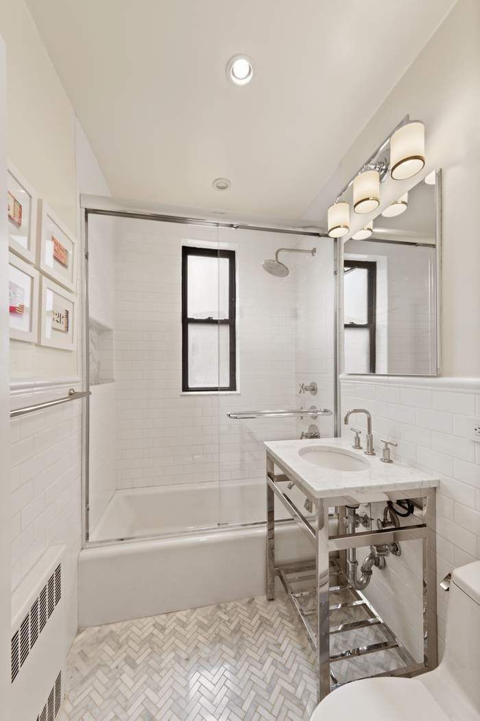 30 East 9th Street Greenwich Village New York NY 10003