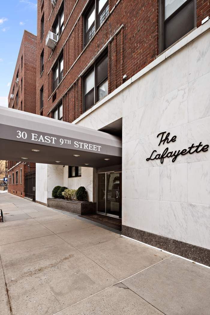 30 East 9th Street Greenwich Village New York NY 10003