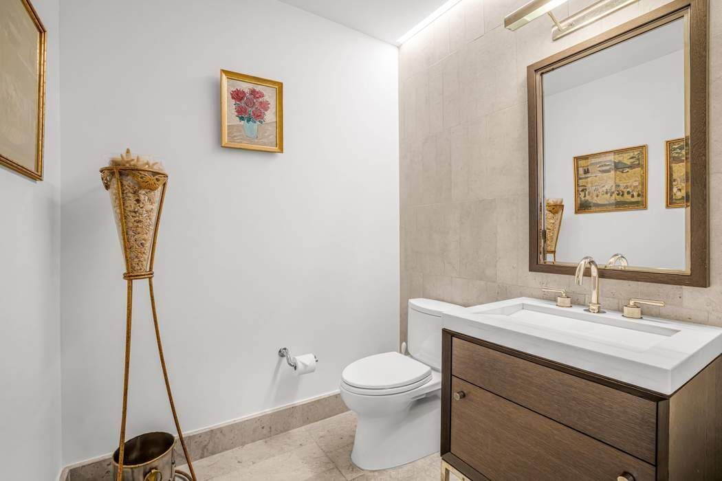 301 East 50th Street Turtle Bay New York NY 10022