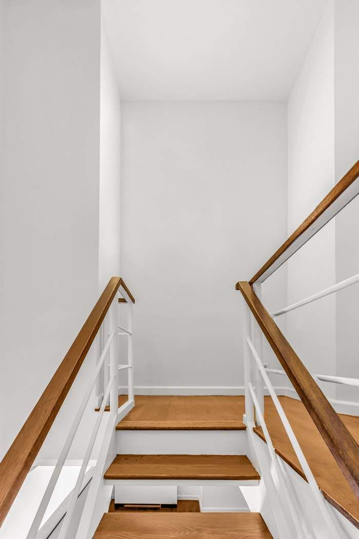 305 Second Avenue 328 Gramercy Park New York NY 10003