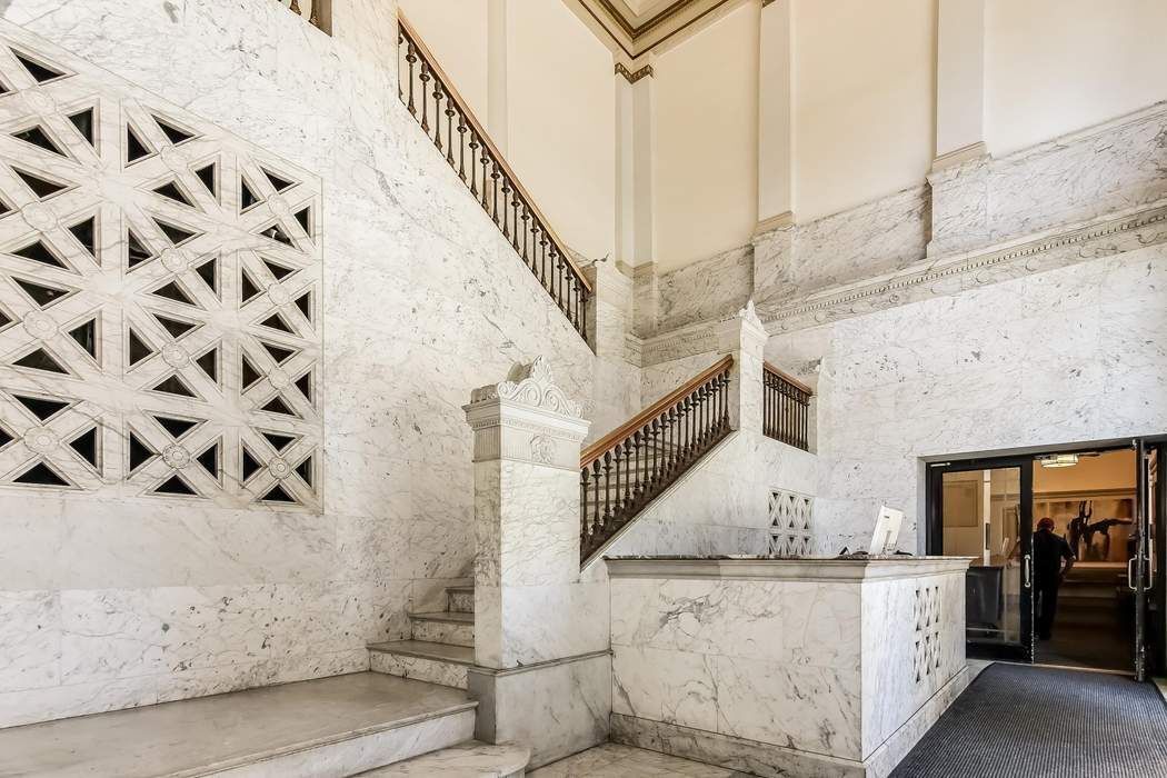 305 Second Avenue 328 Gramercy Park New York NY 10003