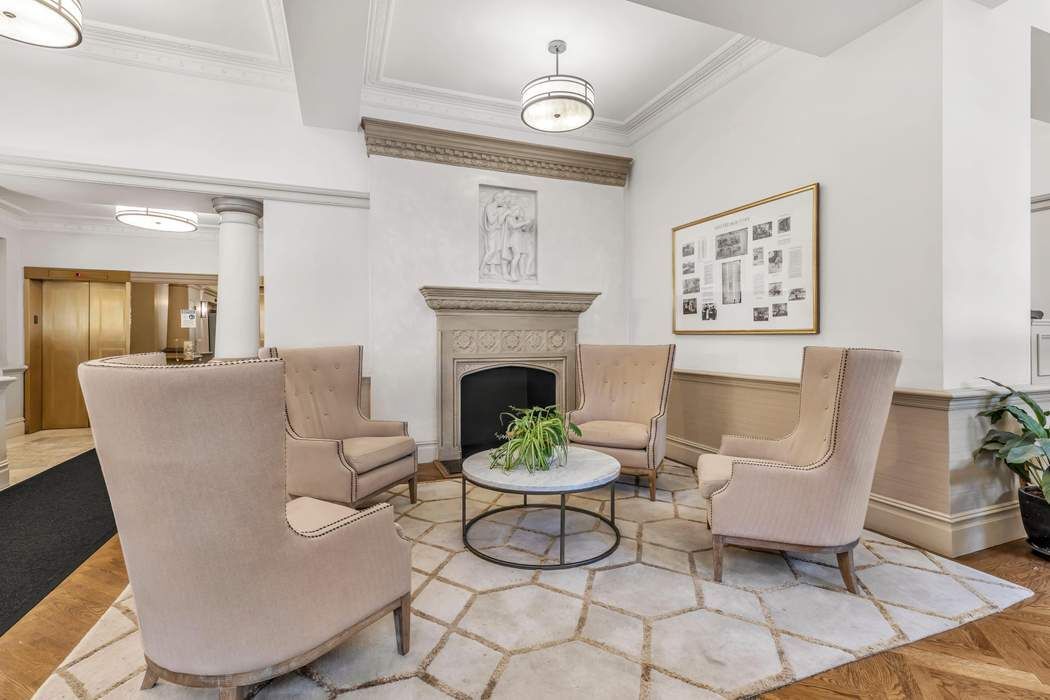 305 Second Avenue 328 Gramercy Park New York NY 10003