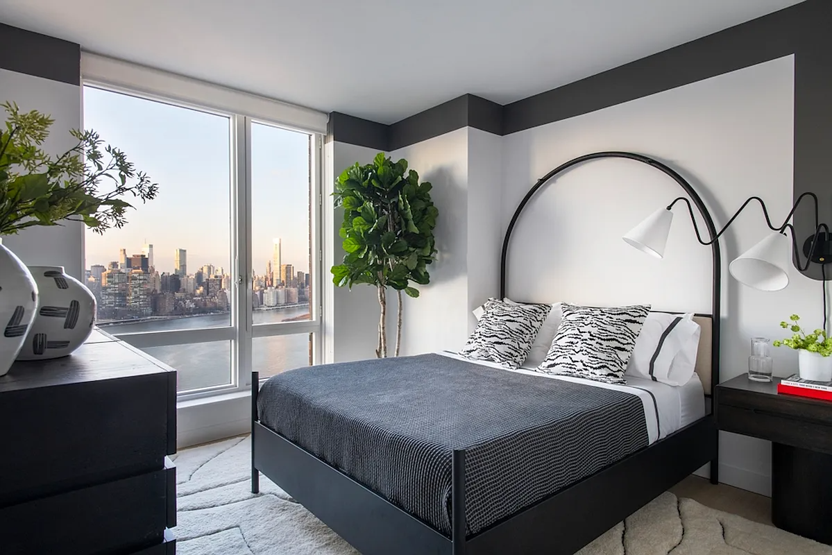 1-15 57th Avenue 4628F Long Island City Queens NY 11101