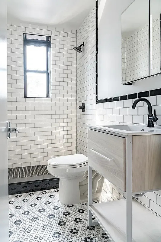 46-32 Vernon Blvd. 2L Long Island City Queens NY 11101