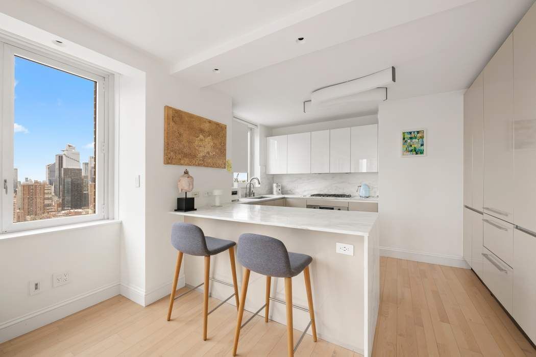 322 West 57th Street 50S Clinton New York NY 10019