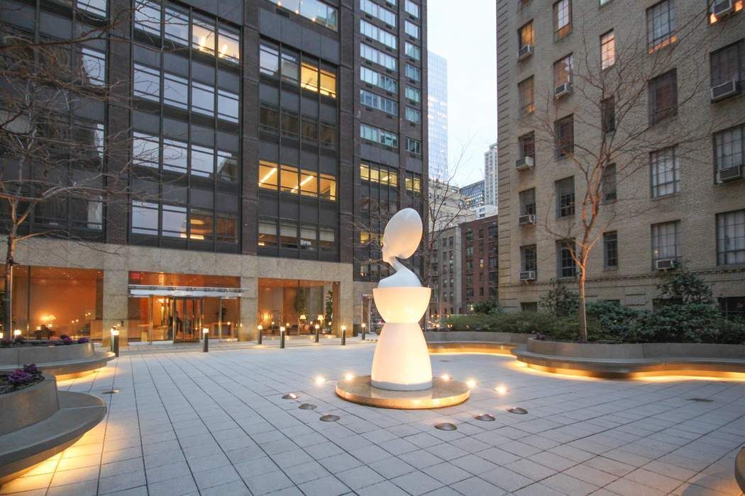 322 West 57th Street 50S Clinton New York NY 10019