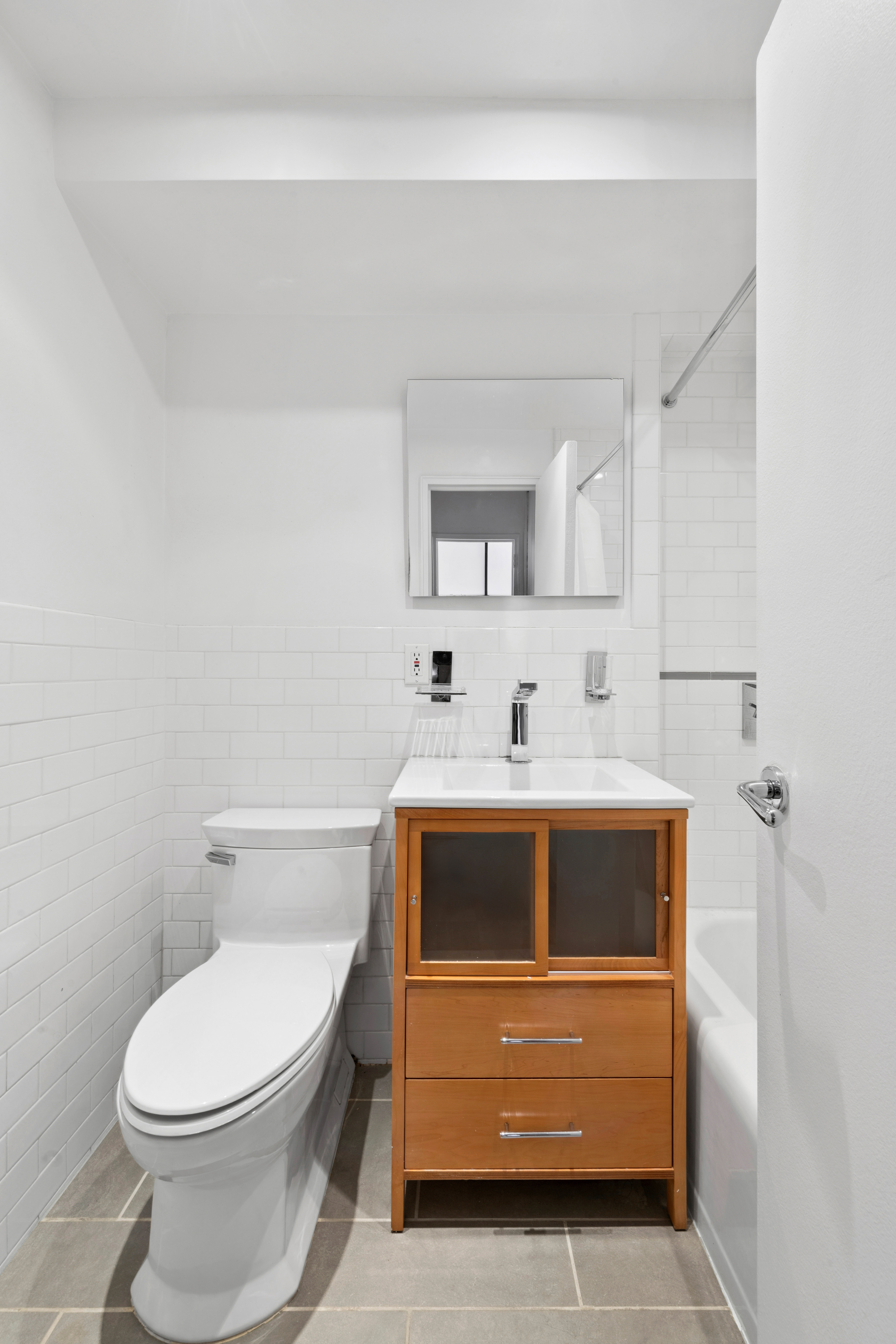 69 West 9th Street 8H Greenwich Village New York NY 10011