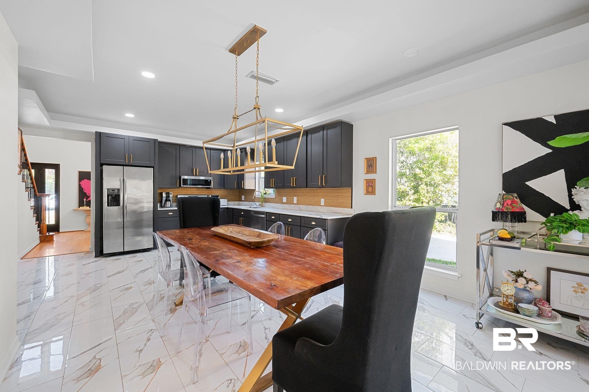 394082 | Photo 12