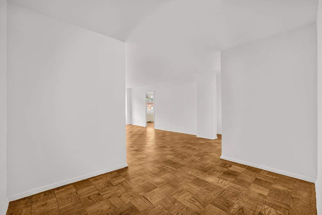 360 West 22nd Street 6L Chelsea New York NY 10011