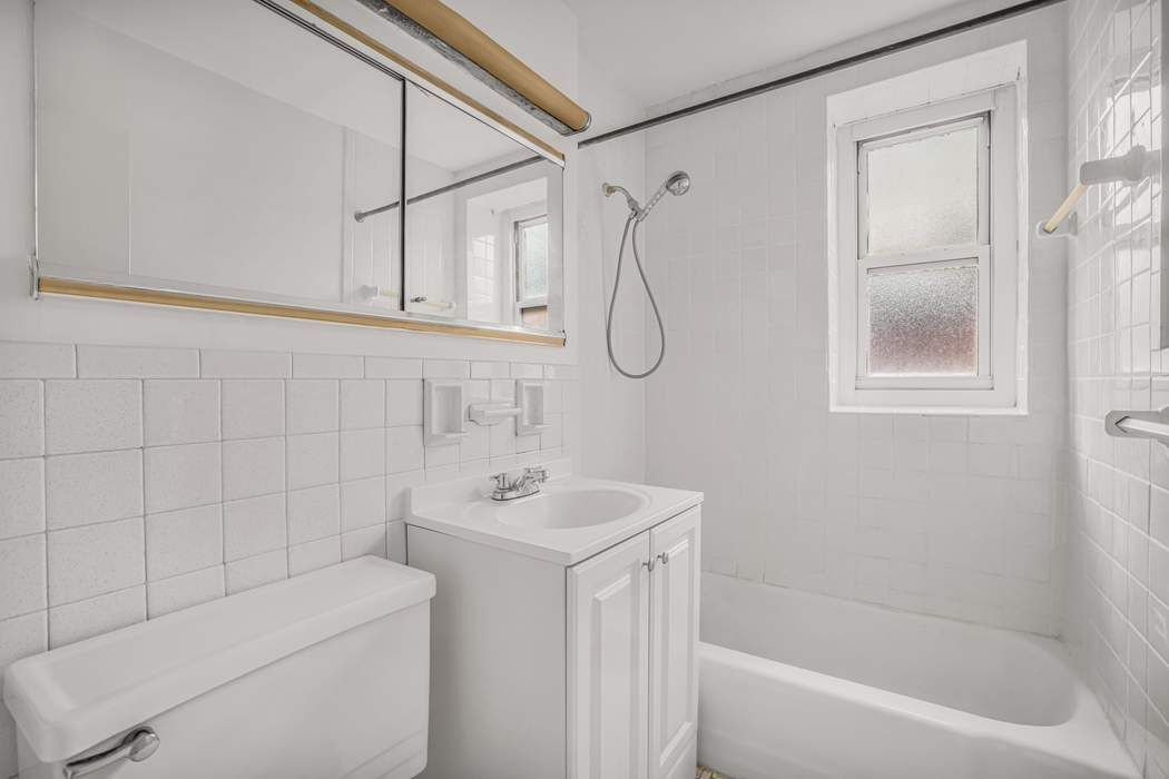 360 West 22nd Street 6L Chelsea New York NY 10011