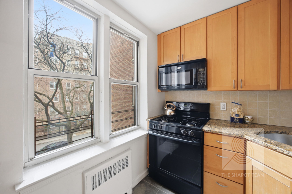 153 Bennett Avenue 3E Hudson Heights New York NY 10040
