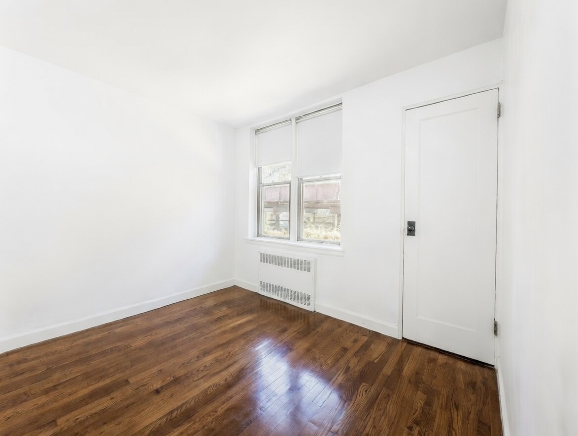 3535 Kings College Place 1E Norwood Bronx NY 10467