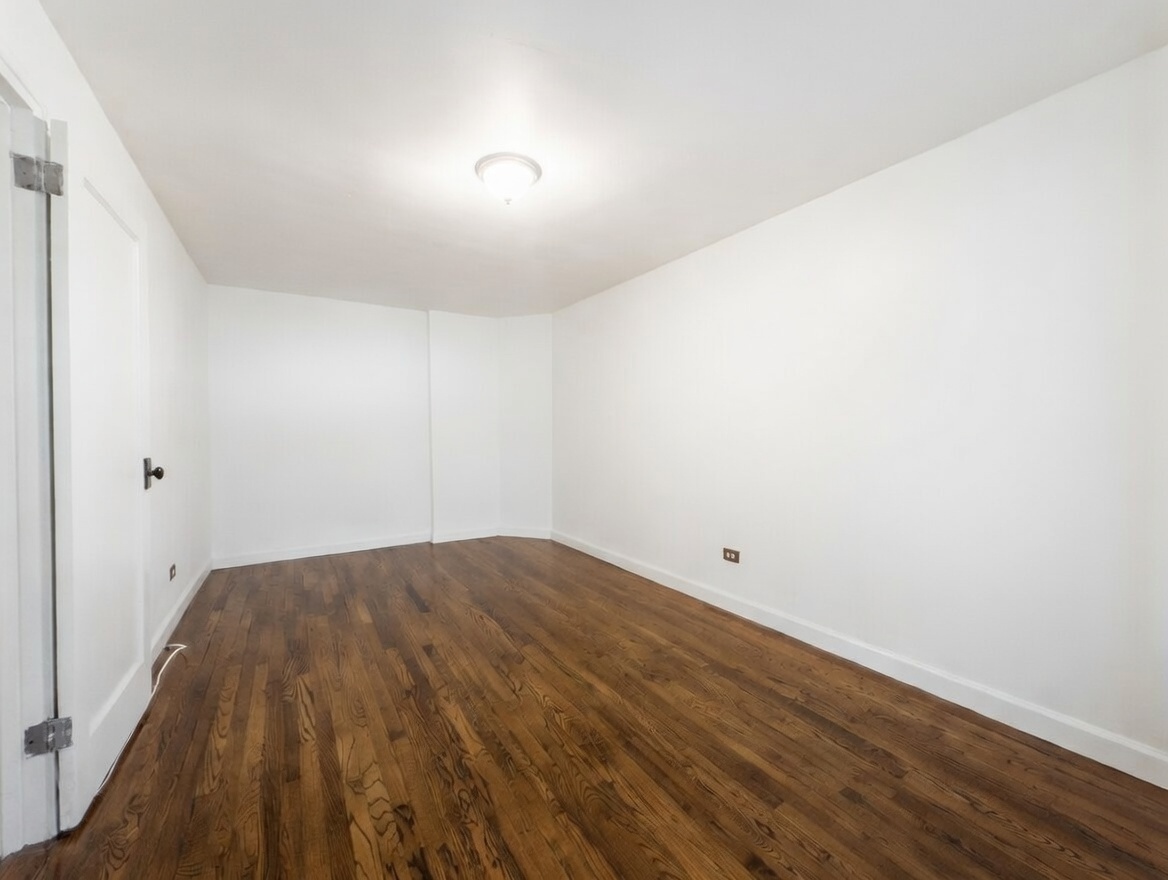 3535 Kings College Place 1E Norwood Bronx NY 10467