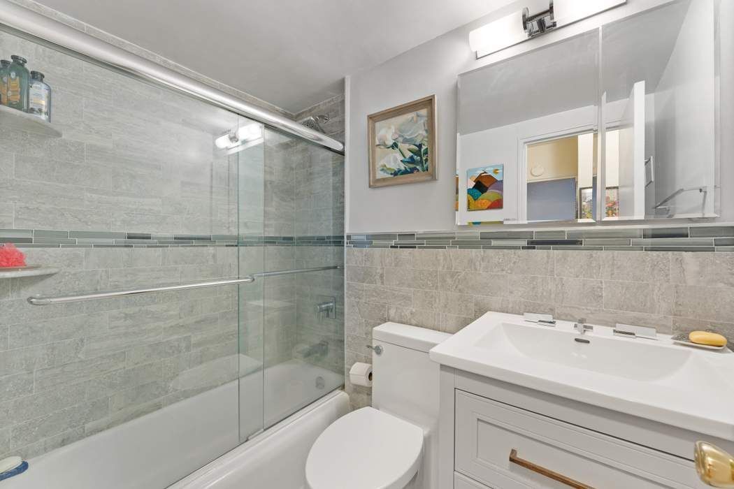 4705 Henry Hudson Parkway West 10J Riverdale Bronx NY 10471