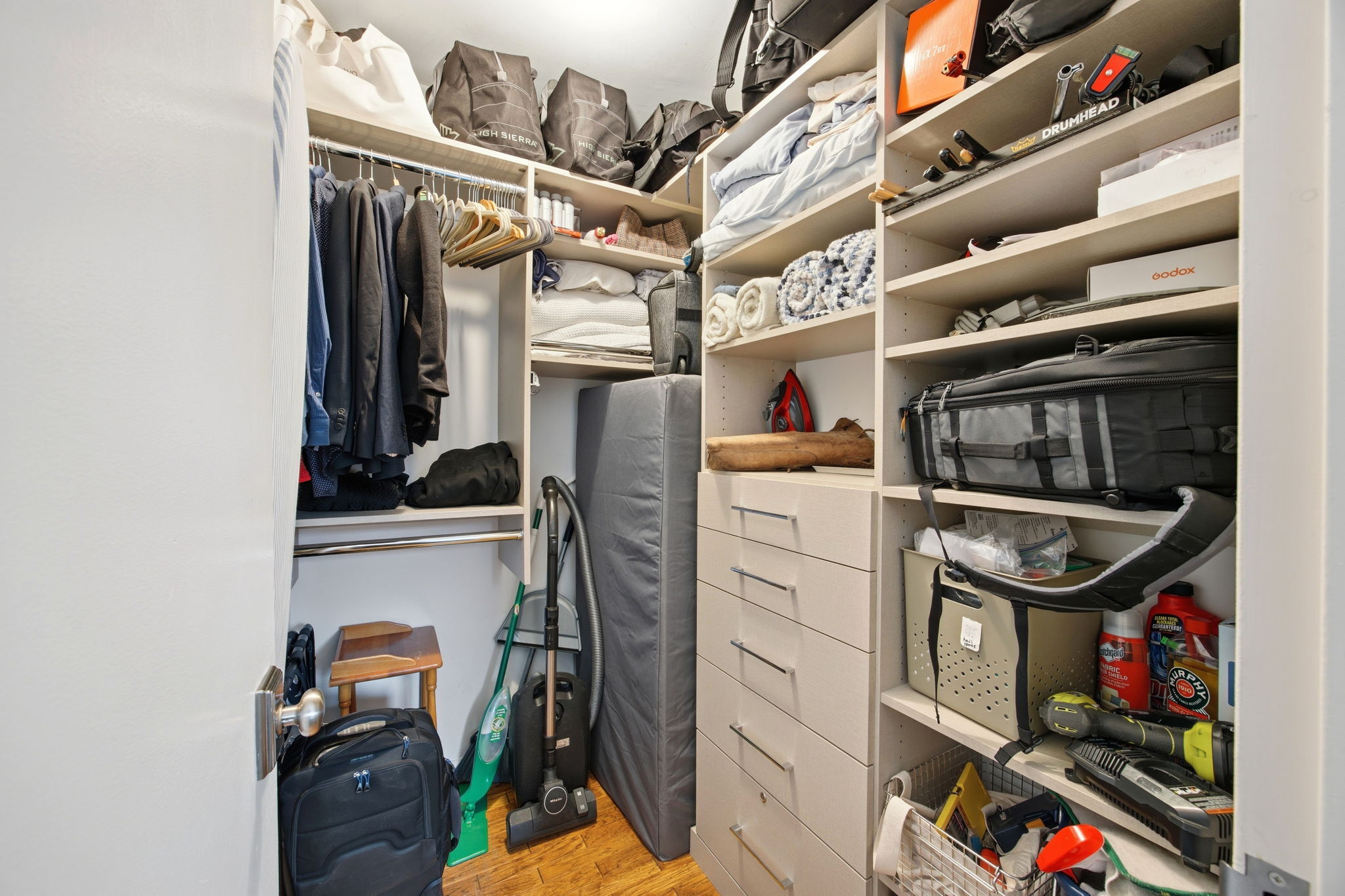 393 West 49th Street 2G Clinton New York NY 10019