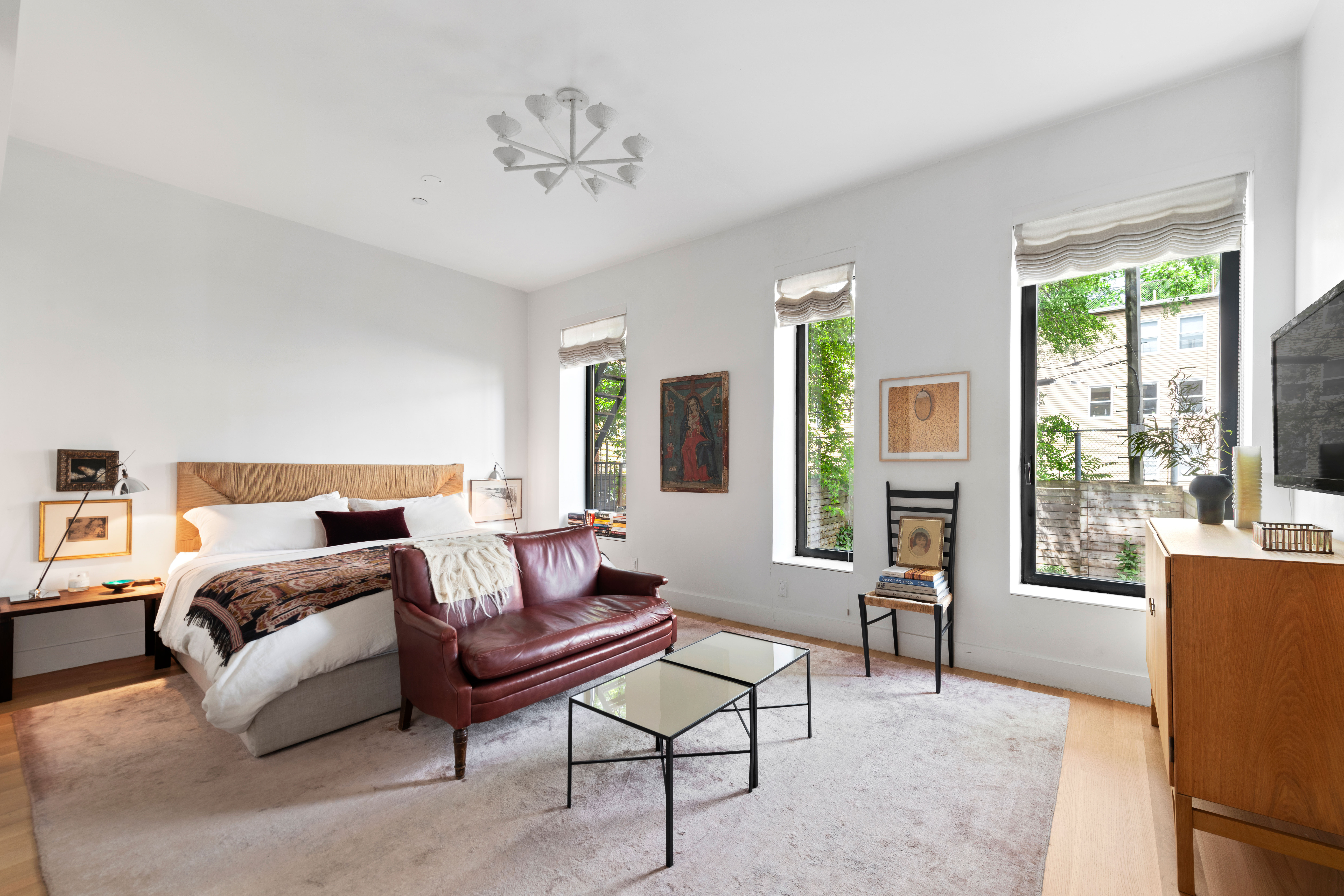 4 Downing Street 1A Clinton Hill Brooklyn NY 11238