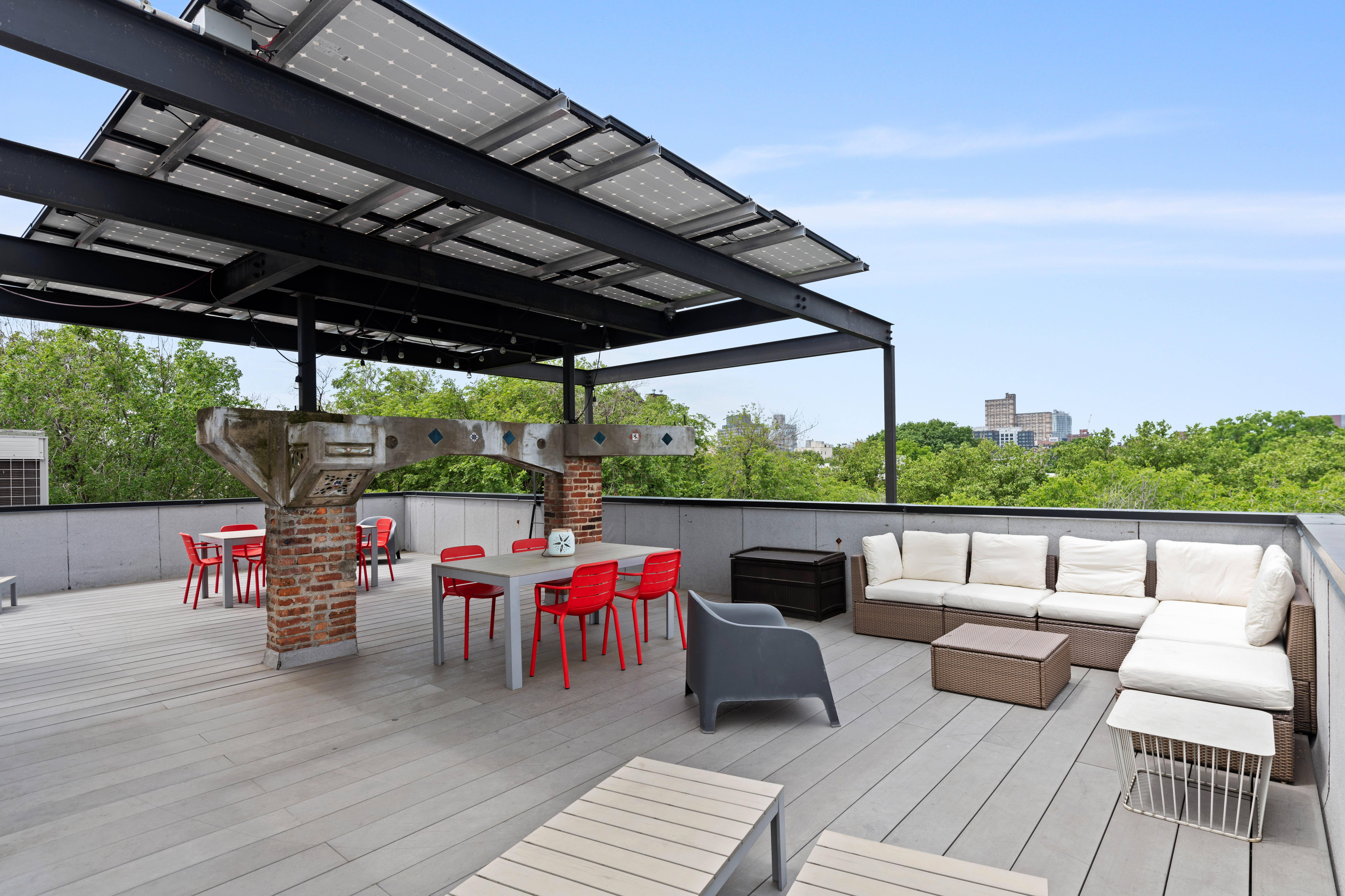 4 Downing Street 1A Clinton Hill Brooklyn NY 11238