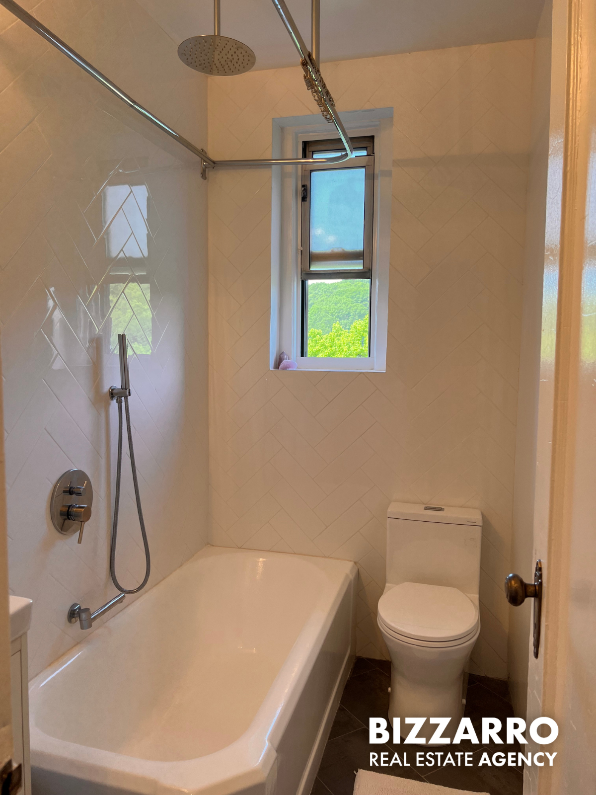 585 West 214th Street 5A Inwood New York NY 10034