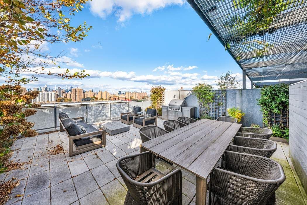 1 John Street PHE Dumbo Brooklyn NY 11201