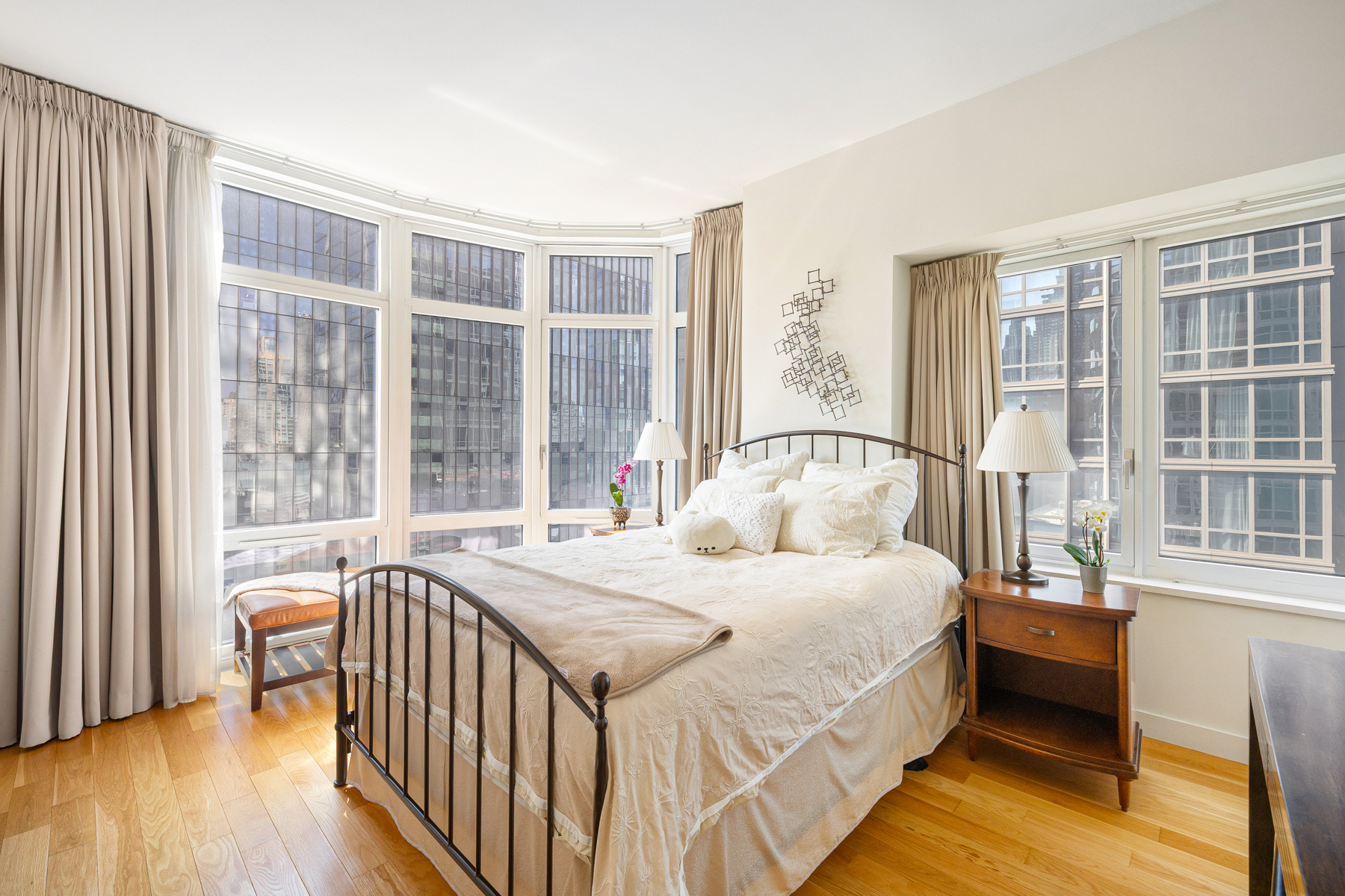 555 West 59th Street 15B Lincoln Square New York NY 10019