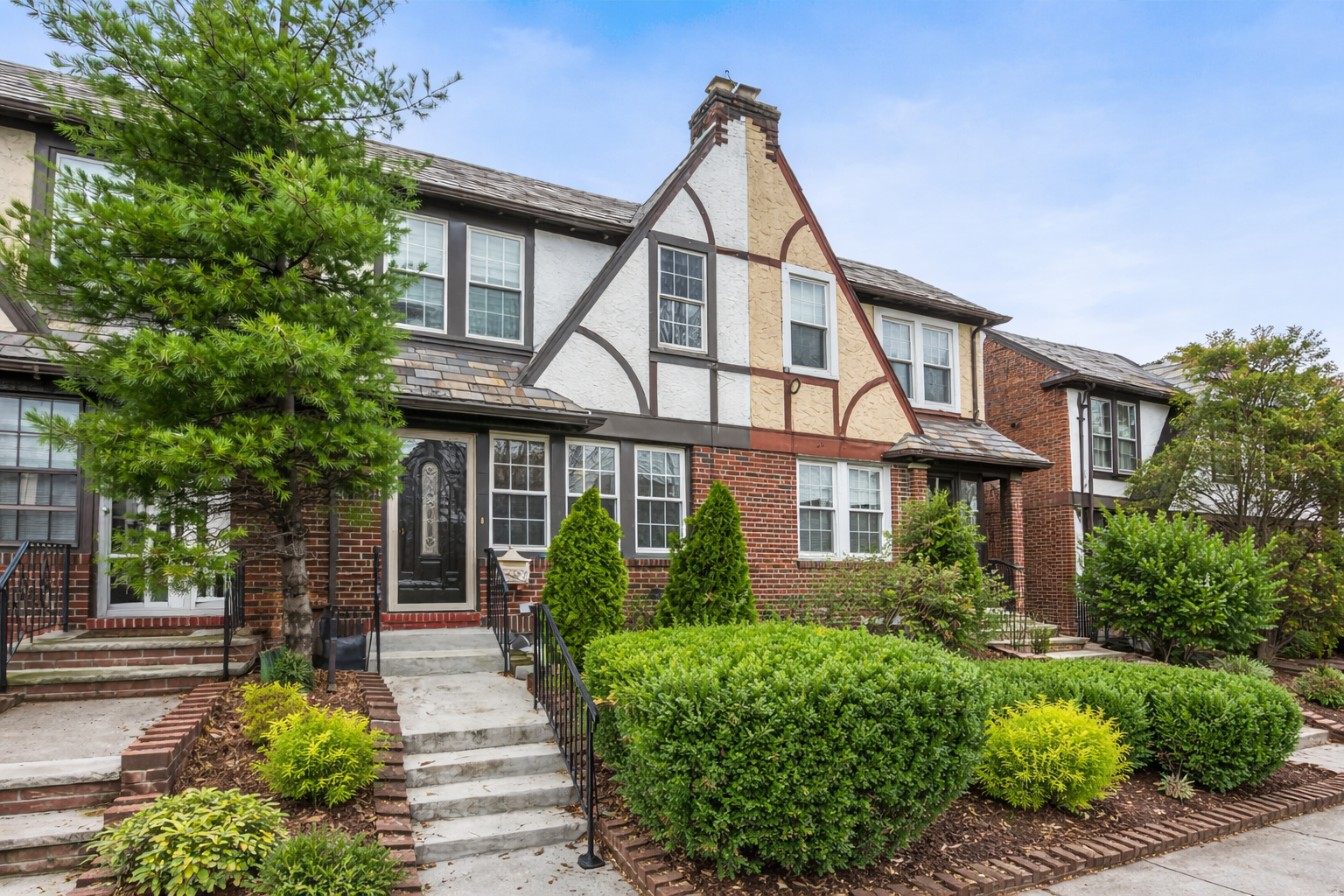 67-100 Dartmouth Street Forest Hills Queens NY 11375