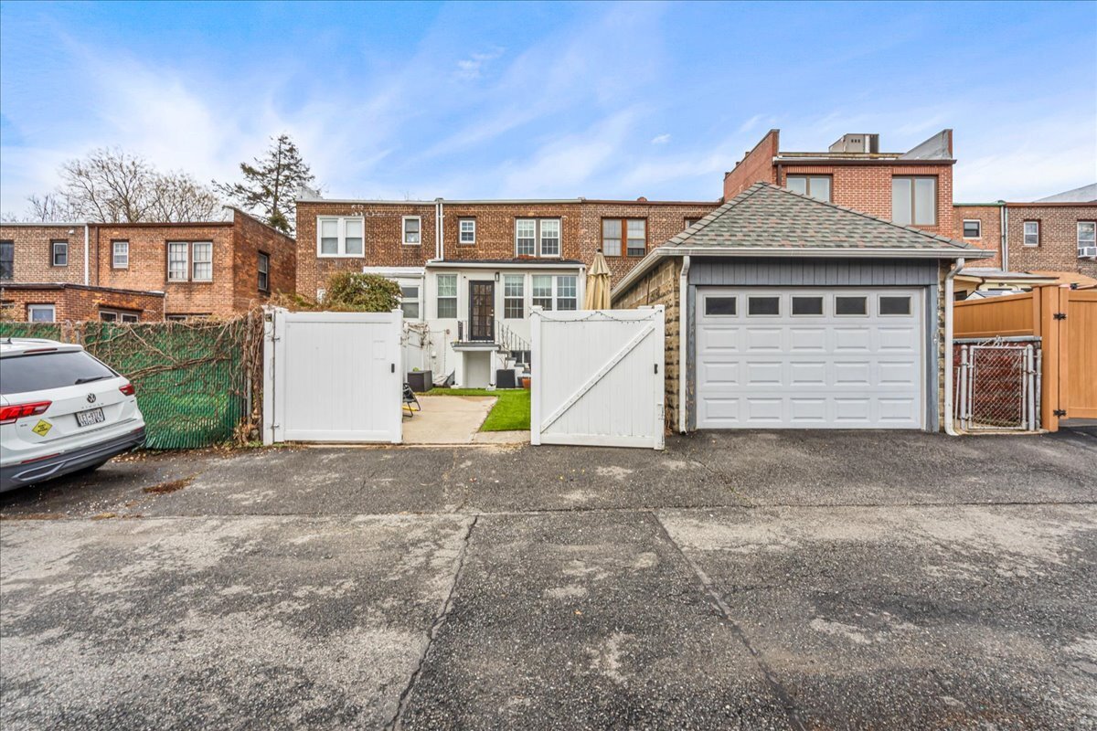 67-100 Dartmouth Street Forest Hills Queens NY 11375